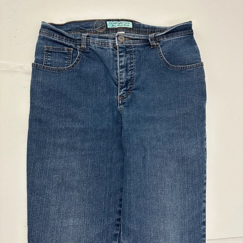 Charter Club Classic Narrow Leg Women's size 10P Dark‎ Wash Blue Denim Jeans